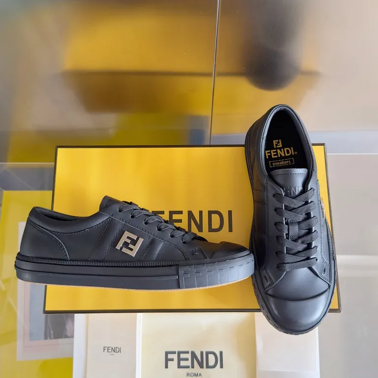 Fendi Shoe 